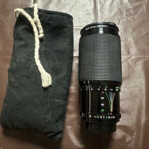 Vivitar Series 1    70-210 Zoom Lens